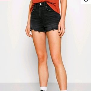 Abercrombie & Fitch Ultra High Rise Mom Short 14